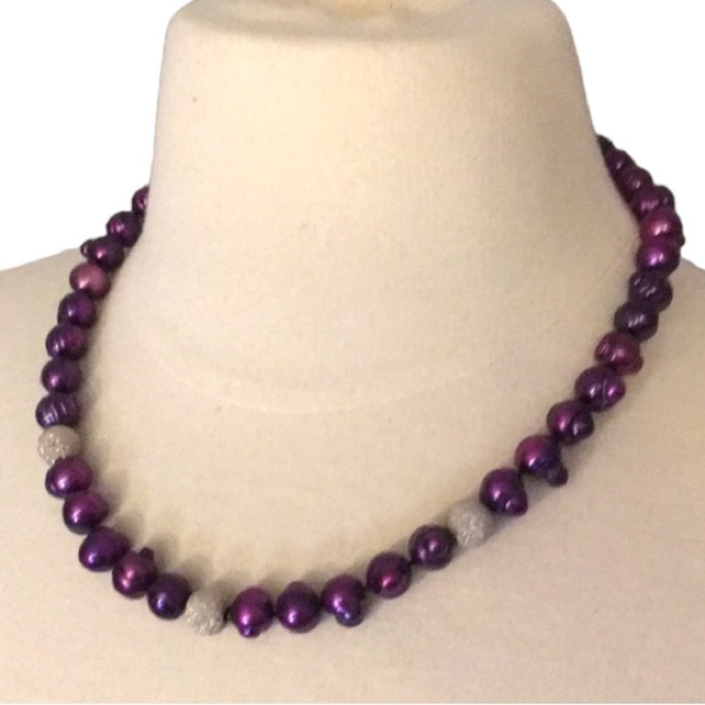 💜🤍💜Dark Purple Baroque Pearl Necklace
